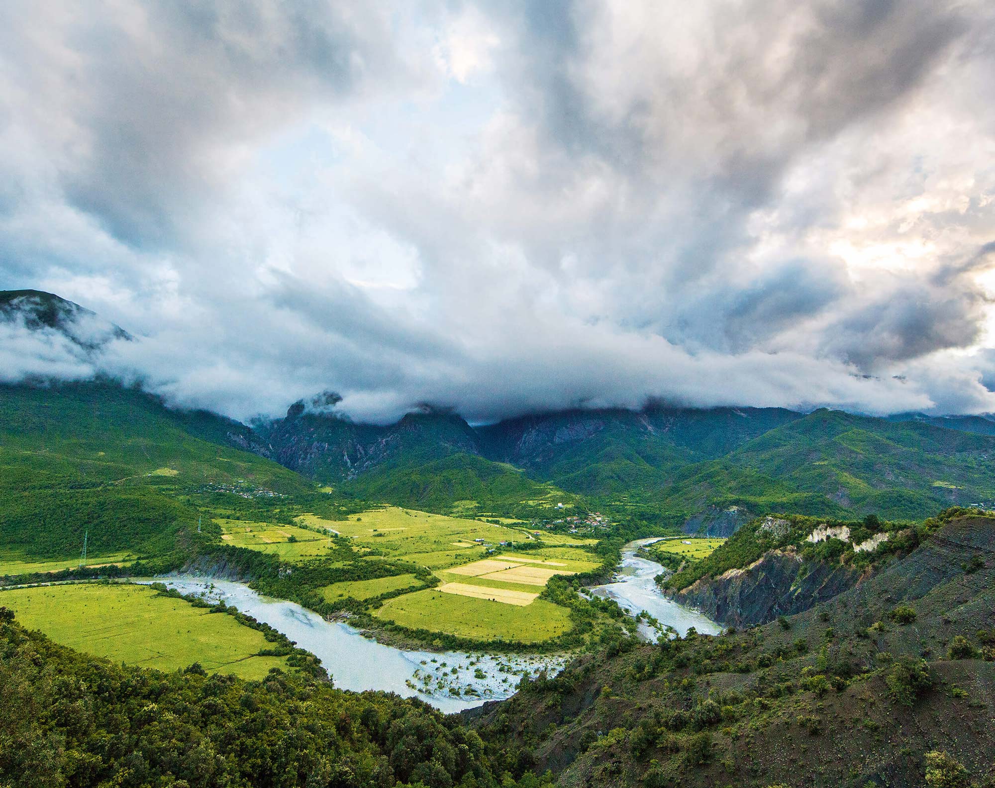 Where the RiverRuns Freeto the Sea